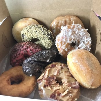 Top Donut - donuts - Donuts Near Me - Dracut, Massachusetts