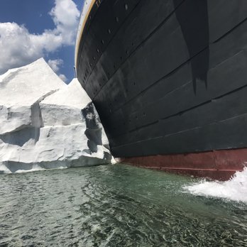 Titanic Museum Attraction - Museums Near Me - Pigeon Forge, Tennessee