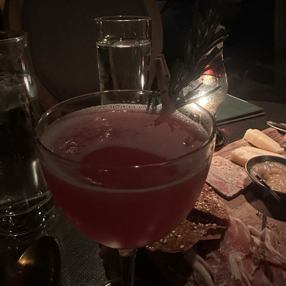 Apothecary - Spruce Willis cocktail - Cocktail Bars Near Me - Dallas, Texas