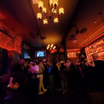The Summer Place - Inside - Dive Bars Near Me - San Francisco, California The Summer Place - Inside - Dive Bars Near Me - San Francisco, California