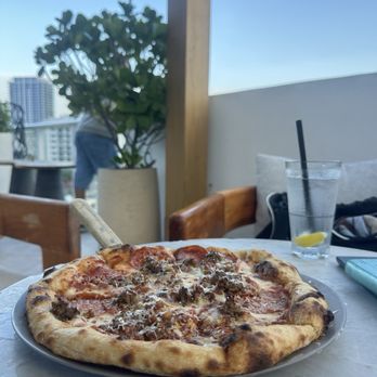 Escape Rooftop Bar - Pizza - Bars Near Me - Fort Lauderdale, Florida Escape Rooftop Bar - Pizza - Bars Near Me - Fort Lauderdale, Florida