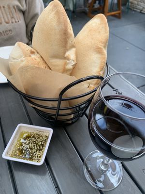 Lebanese Taverna by null