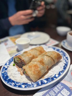 Mama Lu's Dumpling House by null