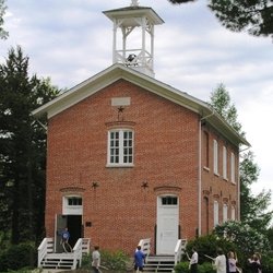 1876 Coralville Schoolhouse