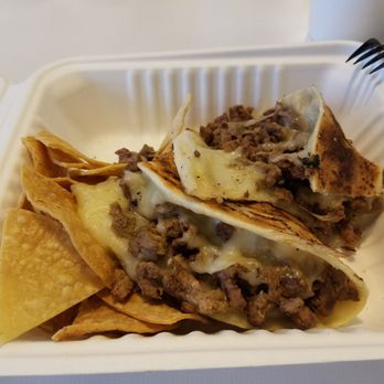 Dilla Libre Dos - Carne Asada Dilla. Homemade chips & salsa are amazing too! - Mexican Near Me - Scottsdale, Arizona