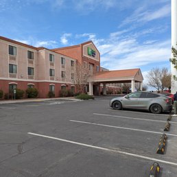 Exterior outside entrance of Holiday Inn Express & Suites Willcox - Holiday inn express Willcox Arizona - Willcox, Arizona Exterior outside entrance of Holiday Inn Express & Suites Willcox - Holiday inn express Willcox Arizona - Willcox, Arizona