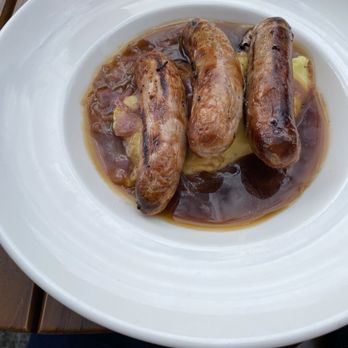The Red Lion - Try a local delay like bangers and mash (sausage and mashed potatoes) - Pubs Near Me - London, XGL The Red Lion - Try a local delay like bangers and mash (sausage and mashed potatoes) - Pubs Near Me - London, XGL