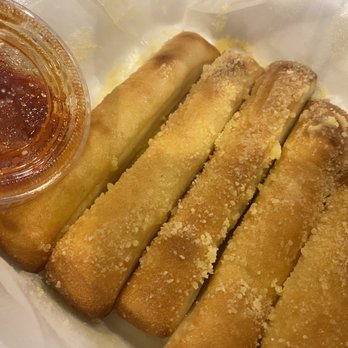 Pitza Pizza - Breadsticks with marinara - Pizza Near Me - Tampa, Florida Pitza Pizza - Breadsticks with marinara - Pizza Near Me - Tampa, Florida
