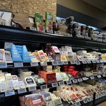 HAZEL’S BEVERAGE WORLD - Updated February 2026 - 63 Photos & 160 Reviews - 1955 28th St, Boulder