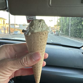 Vedder's - Ice Cream & Frozen Yogurt Near Me - San Clemente, California Vedder's - Ice Cream & Frozen Yogurt Near Me - San Clemente, California