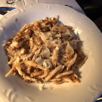 Tre Dita - STROZZAPRETI ALLA VACCINARA - Italian Near Me - Chicago, Illinois Tre Dita - STROZZAPRETI ALLA VACCINARA - Italian Near Me - Chicago, Illinois
