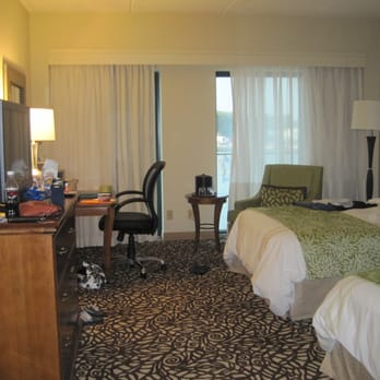Marriott Savannah Riverfront - Hotels Near Me - Savannah, Georgia
