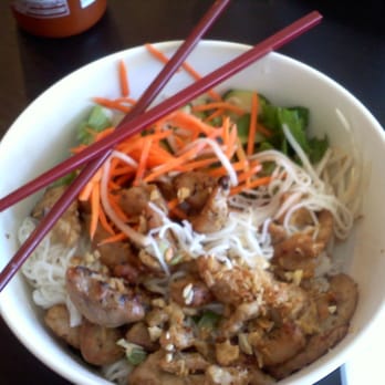 Bun Me! - Grilled Chicken Vermicelli - Vietnamese Near Me - Northridge, California Bun Me! - Grilled Chicken Vermicelli - Vietnamese Near Me - Northridge, California
