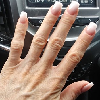 Tracy's Nails - Ombre nails - Nail Salons Near Me - Davison, Michigan