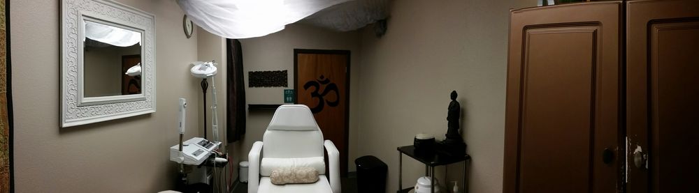 Enchanted Hair Salon Logo