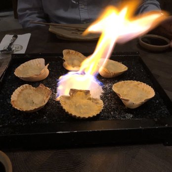 Osaka - Conchitas a la parmesana - Japanese Near Me - São Paulo, SP