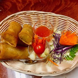 4 Pieces Crispy Spring Rolls
