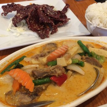Lanxang Star Restaurant - Beef Jerky and Roast Duck Choochee Curry. - Thai Near Me - Dracut, Massachusetts Lanxang Star Restaurant - Beef Jerky and Roast Duck Choochee Curry. - Thai Near Me - Dracut, Massachusetts