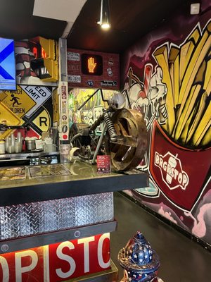 BRGR STOP COCONUT CREEK by null