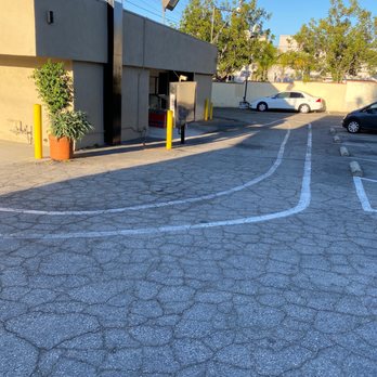 Queens Burgers - Drive Thru - American Near Me - Tujunga, California