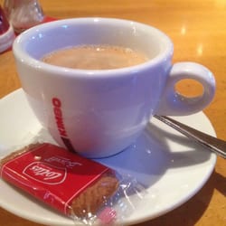 Restaurant im Autohof Mellendorf - Schlappe 2,99 €. Und nicht mal Milch serviert