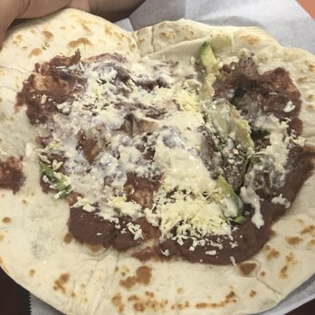 Restaurante Honduras La Pasadita - If you look closely there are only 3 little pieces of meat. Why pay for meat if you're going to get ripped off! - Latin American Near Me - Irving, Texas