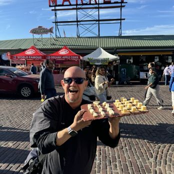 Eat Seattle Tours - Chef Scott! - Food Tours Near Me - Seattle, Washington