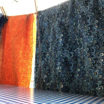 Aptos St BBQ - Their "curtains" are cuts if fabric- so rustic cute. - Barbeque Near Me - Aptos, California Aptos St BBQ - Their "curtains" are cuts if fabric- so rustic cute. - Barbeque Near Me - Aptos, California