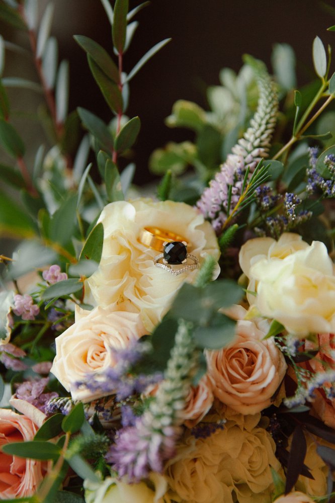 BAY FRESH FLOWERS Updated September 2024 12 Photos 650 W