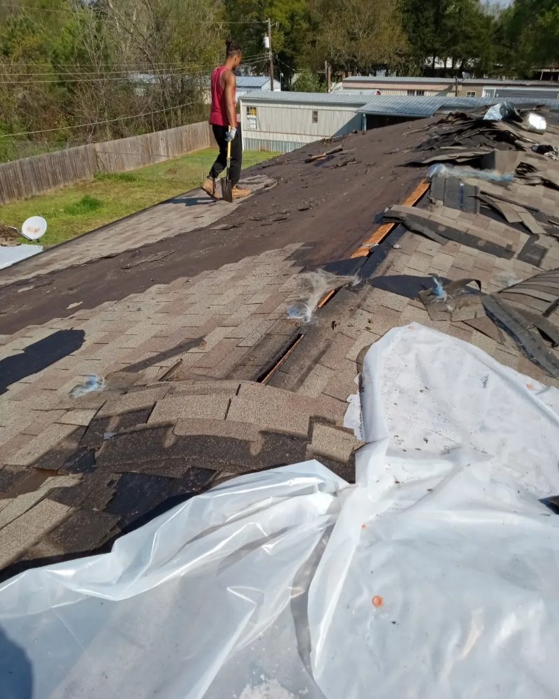 Slide of J&J Roofing