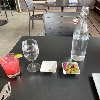 Orzo Kitchen & Wine Bar - Pomelo - Wine Bars Near Me - Charlottesville, Virginia Orzo Kitchen & Wine Bar - Pomelo - Wine Bars Near Me - Charlottesville, Virginia