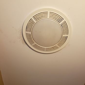 Desoto Beach Bed & Breakfast - Moldy fixtures. - Bed & Breakfast Near Me - Tybee Island, Georgia