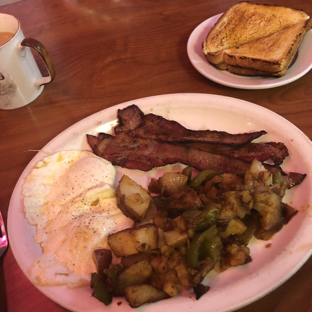 Luxury Diner - Luxury breakfast - Diners Near Me - Cheyenne, Wyoming Luxury Diner - Luxury breakfast - Diners Near Me - Cheyenne, Wyoming