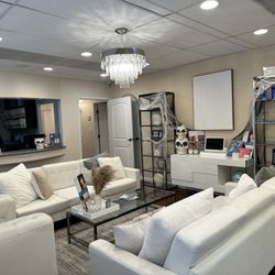 Medspa Deluxe LA - Inside
