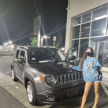 Van Nuys CDJR - Car Dealers Near Me - Van Nuys, California Van Nuys CDJR - Car Dealers Near Me - Van Nuys, California