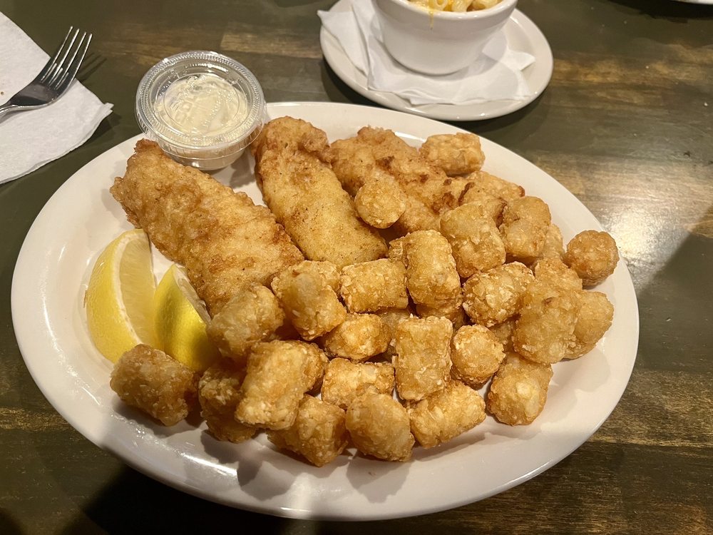 GRAFTON TAVERN 36 Photos & 23 Reviews 12615 Grafton Rd, Carleton