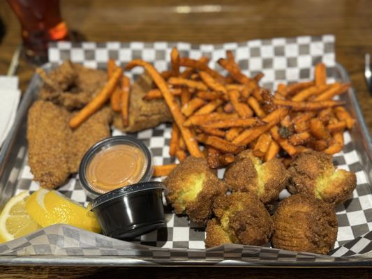 Brileys BBQ and Grill by null