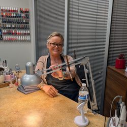 Style By Design - Kellie at her station