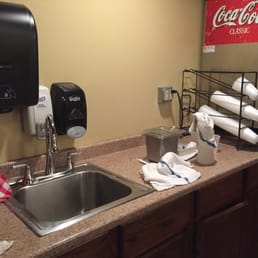 The self-serve station, as with much of the rest of the dining room, needed attention. The self-serve station, as with much of the rest of the dining room, needed attention.