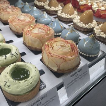 SACRÉ SUCRÉ - Macarons Near Me - Baltimore, Maryland