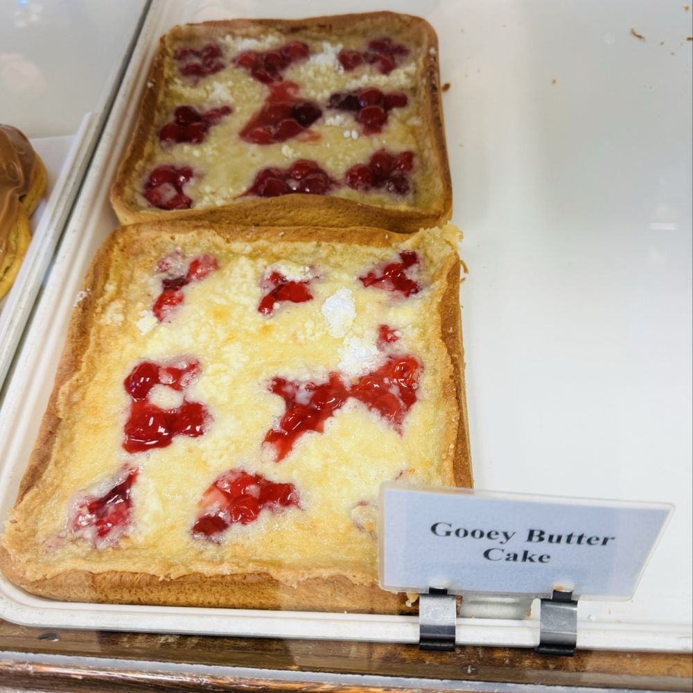 Missouri Baking Company - Gooey butter cake - Bakeries Near Me - Saint Louis, Missouri Missouri Baking Company - Gooey butter cake - Bakeries Near Me - Saint Louis, Missouri