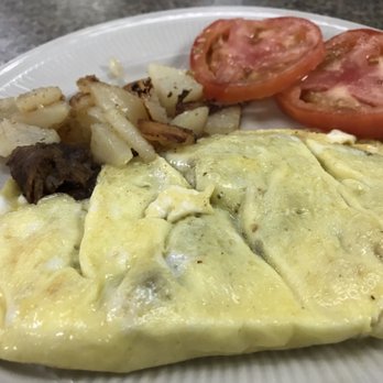 Paul's Restaurant - Steak Omelette with feta - New American Near Me - Roanoke, Virginia