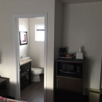 Ramada by Wyndham Monterey - Hotels Near Me - Monterey, California