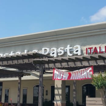 Hasta La Pasta - Outside of restaurant in shopping plaza - Italian Near Me - Katy, Texas Hasta La Pasta - Outside of restaurant in shopping plaza - Italian Near Me - Katy, Texas