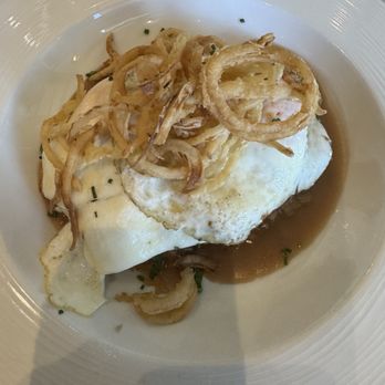 et al. - Braised Short Rib Loco Moco - Breakfast & Brunch Near Me - Honolulu, Hawaii