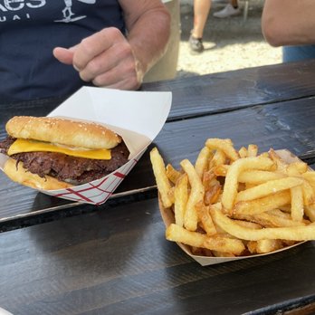 Farmer And The Beast - The Beast and fries - Food Trucks Near Me - Portland, Oregon