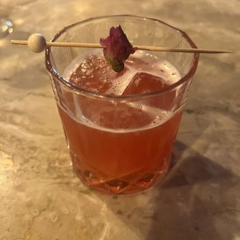 Vici - Savannah Peach - New American Near Me - Savannah, Georgia