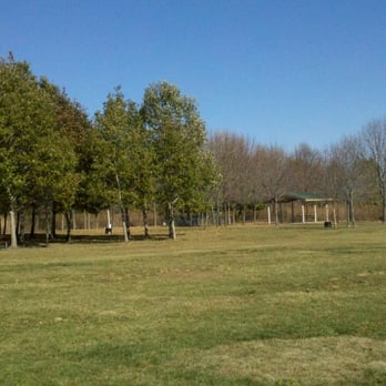 Batavia Bark Park - Pets Near Me - Batavia, Illinois