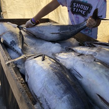 Tuna Harbor Dockside Market - Seafood Markets Near Me - San Diego, California