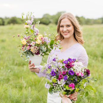 Eventide Flowers - Florists Near Me - Hillsboro, Kansas